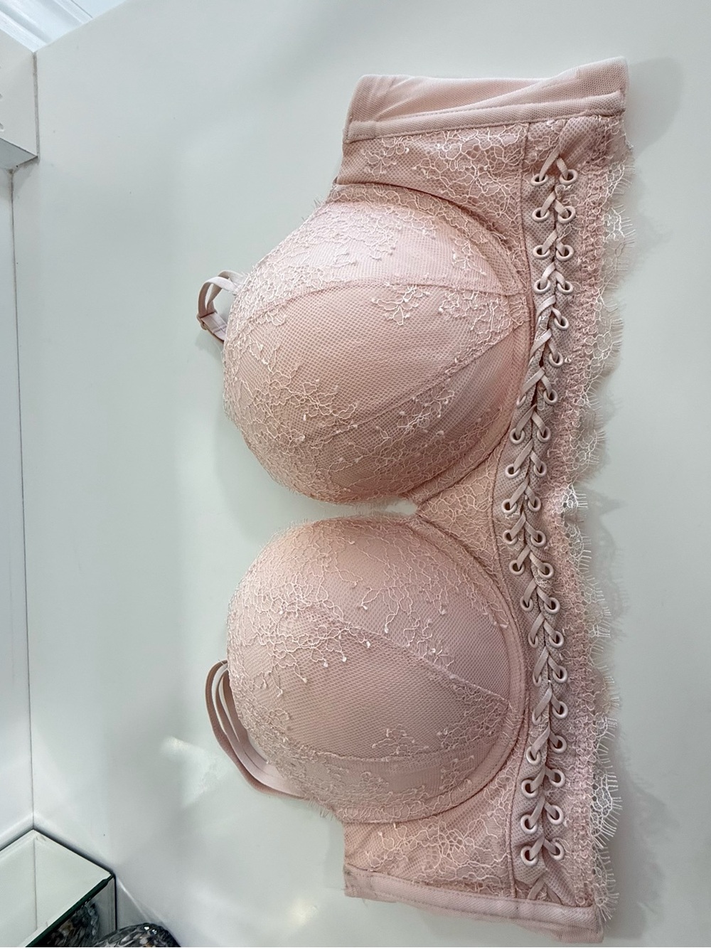 Victoria's Secret Lace Bustier Bra in Blush Pink
